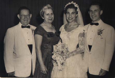 Isidore and Frieda Davidow at wedding of Robert and Lila Davidow, 1954